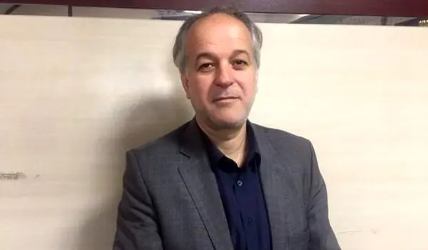 قرارداد سرمربی تراکتور 2/5 ساله است