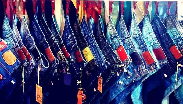 سالیانه 3 میلیارد دلار پوشاک قاچاق وارد کشور می شود