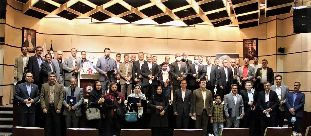 آیین تجلیل از بازنشستگان جدید بیمه ایران برگزار شد
