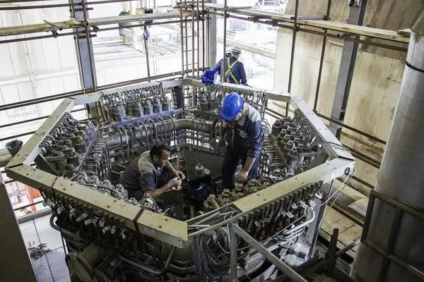 تعمیر اساسی توربین ۱۵ نیروگاههای فجر انرژی خلیج فارس پایان یافت