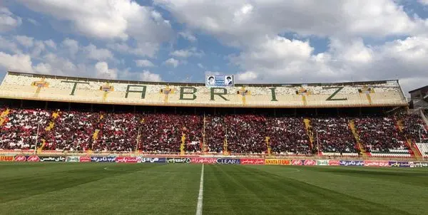 دیدار تراکتور - فولاد با تماشاگر برگزار می‌شود