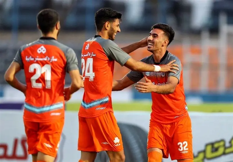 ماجرای عجیب کاپ قهرمانی جام شهدا +عکس