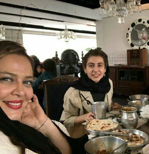 تیپ بهاره رهنماو دخترش با خالکوبی هایی عجیب! +عکس