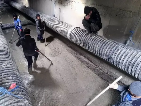 رفع بوی تعفن کانال عبادی در منطقه 4