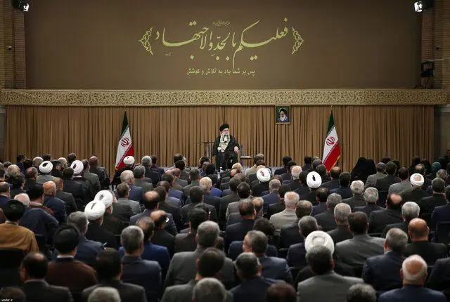تشکیل دولت کارآمدِ انقلابی؛ مسؤولیت مشترک رئیس‌جمهور منتخب و مجلس


