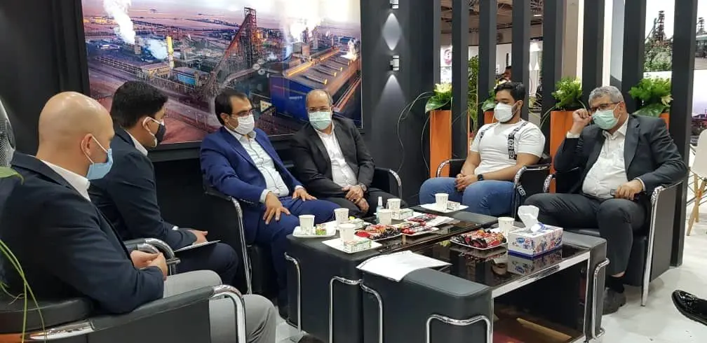 نشست گروههای سرمایه گذاری و بازار سرمایه با سرپرست امور مالی و اقتصادی چادرملو 