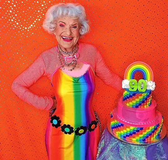 شهرت پیرزن 87 ساله در اینستاگرام+عکس