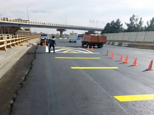 اجرای خط کشی محوری به طول بیش از 33 هزار متر در طرح خدمت منطقه 19

