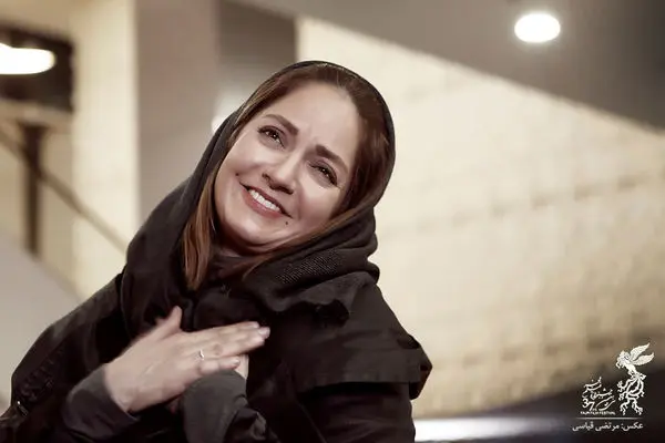 ژست های جالب مهناز افشار در جشنواره فیلم فجر+ عکس