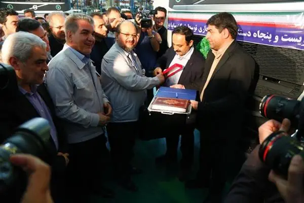 250 خودروی تجاری سنگین تحویل مشتریان شد