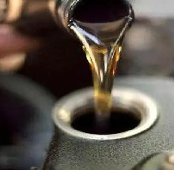 خالی ماندن بیش از ۹۰ درصد از ظرفیت تولید روغن موتور!
