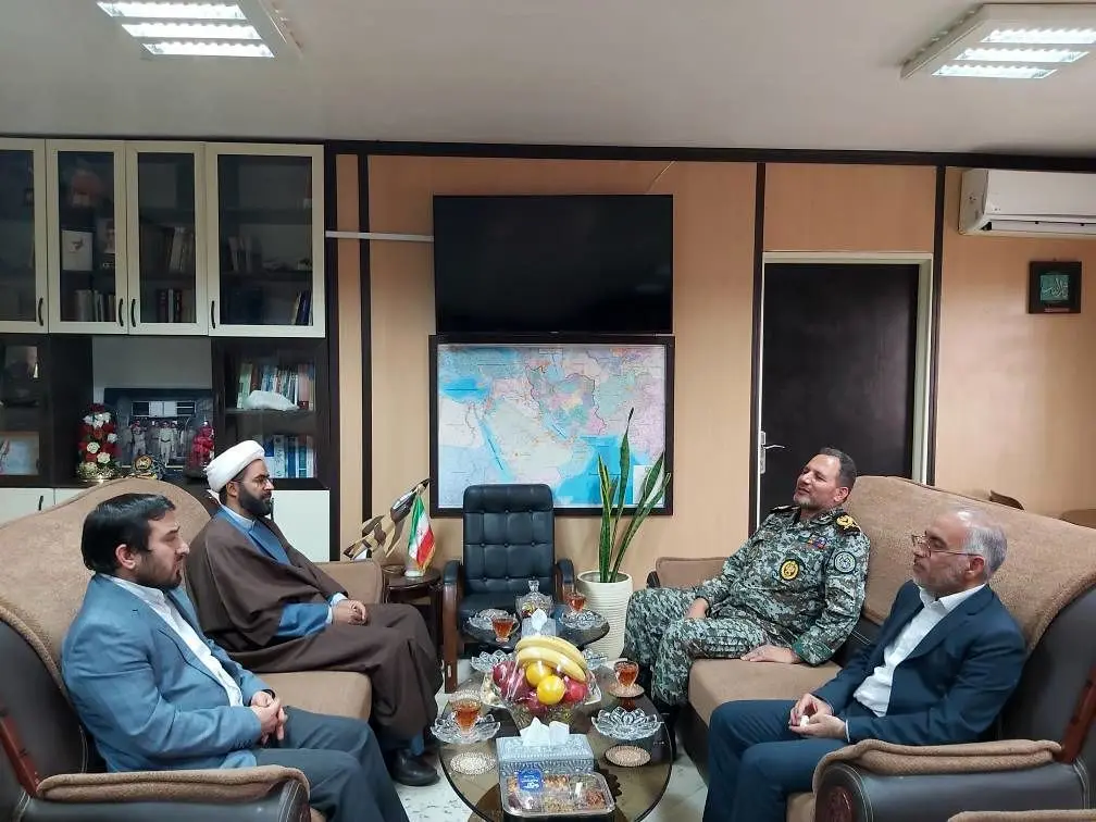 رضایتمندی فرمانده پدافند هوایی ارتش در قم از اقدامات خورسندساز اتکا

