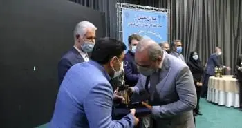تقدیر از 31 صادرکننده نمونه استان کرمان با مشارکت بانک توسعه صادرات ایران