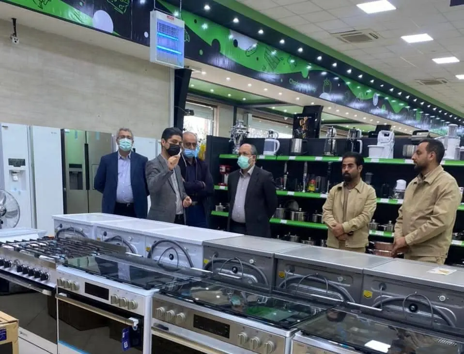 بازدید معاون مالی و سرمایه انسانی چادرملو از فروشگاه شرکت تعاونی مجتمع صنعتی 