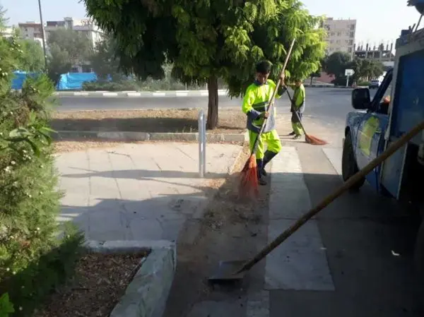 خدمت رسانی100 نیروی خدمات شهری منطقه 19 در پیاده روی جاماندگان اربعین حسینی