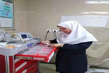 تیم اورژانس به صورت شبانه روز در حال خدمت رسانی است