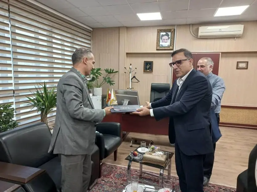 امضای تفاهم نامه همکاری میان بانک ملی ایران و وزارت دفاع و پشتیبانی نیروهای مسلح