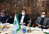 توزیع ماسک و محلول ضدعفونی‌کننده در ایستگاه سلامتی بانک دی
