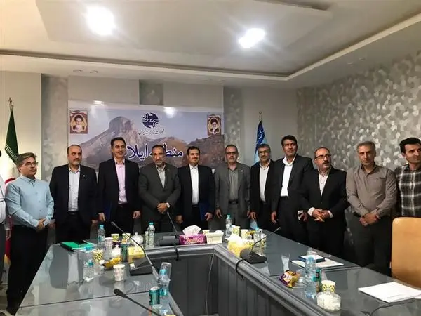 آیین تکریم و معارفه سرپرست جدید مخابرات ایلام برگزار شد