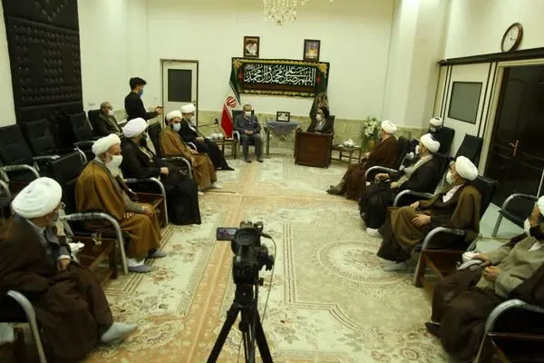 نشست هم‌اندیشی ائمه جمعه استان قم برگزار شد

