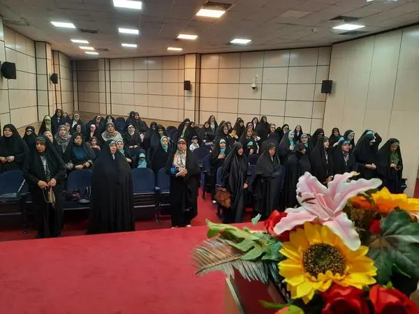 بزرگداشت هفته عفاف و حجاب و خانواده در منطقه 13