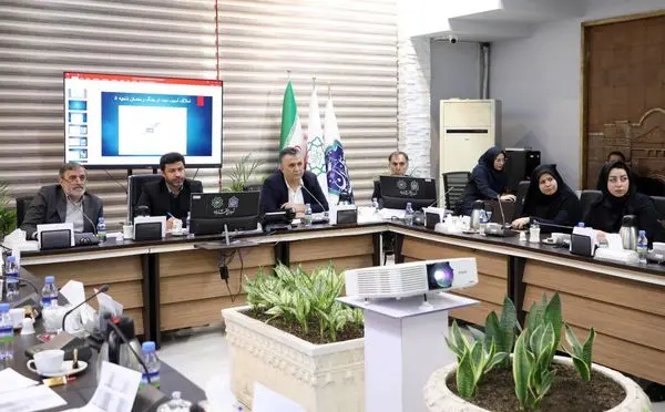 جلسه بررسی ساختمان های آسیب دیده جنگ رمضان در منطقه ۱۲