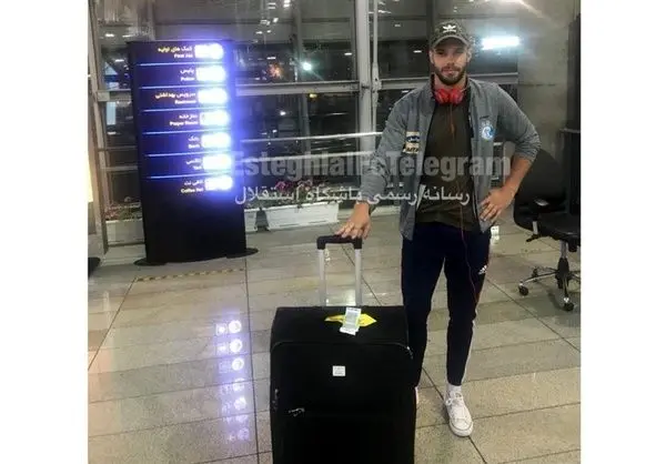 مربی بدنساز استقلال وارد تهران شد