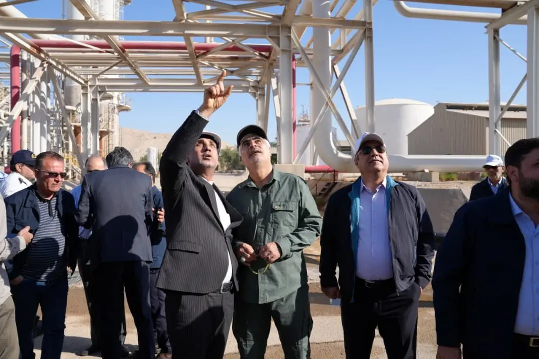 اجرای سریع و دقیق طرح جمع‌آوری گازهای مشعل در راستای سیاست‌های کلان دولت
