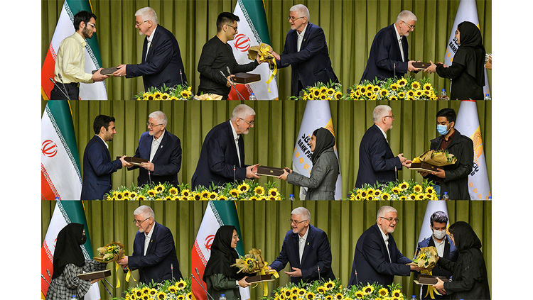 نفرات برتر کنکور سراسری 1401 نیز به خانواده پاسارگاد ملحق شدند

