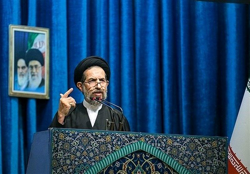 عاشورا رمز حیات دین در عصر جدید است