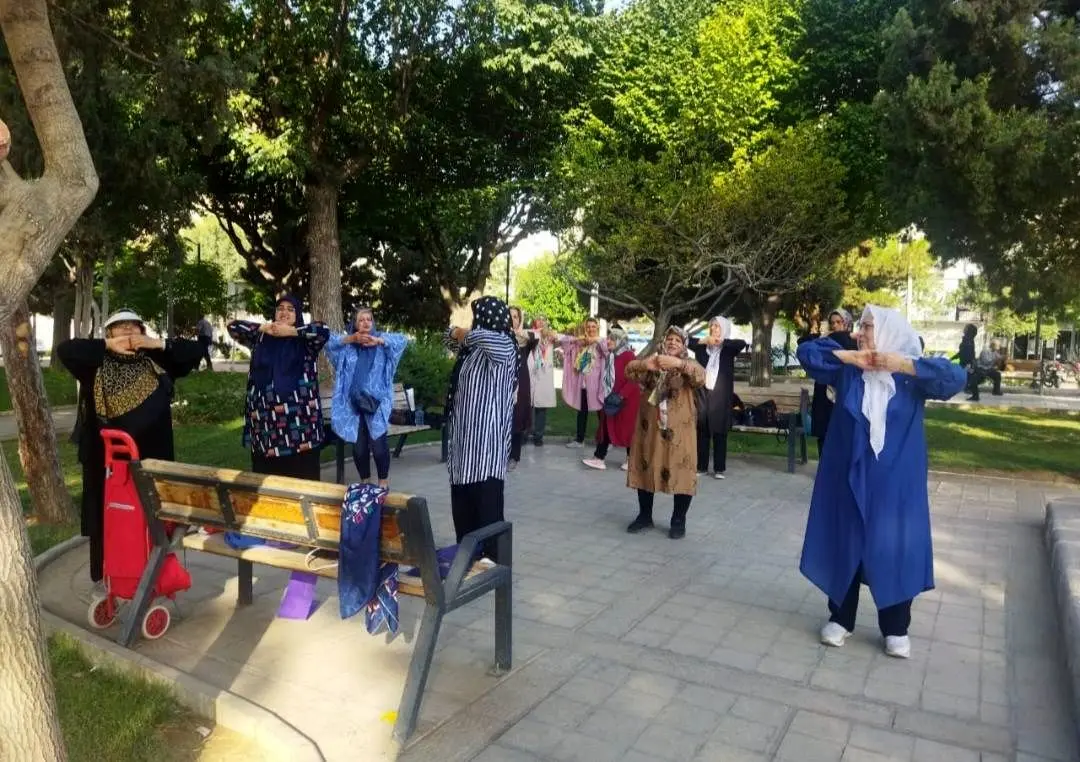 فعالیت بیش از ۲۵ ایستگاه تندرستی در بوستان ها و مجموعه های ورزشی منطقه 13