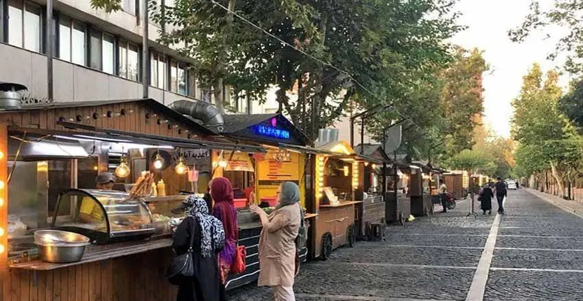 گشت و گذار در خیابان تاریخی تهران با پرس تی‌وی

