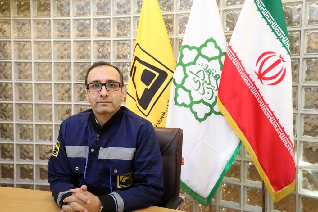 انعقاد ۱۲ قرارداد نمادین نشانه‌ای از رویکرد به ساخت داخل است
