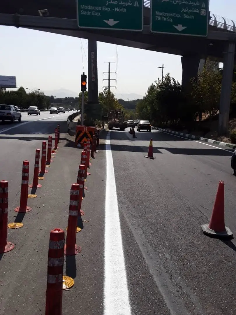 ایمن سازی نقاط حادثه خیز تقاطع بزرگراههای همت به مدرس 

