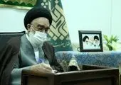 رمز بقای انقلاب اسلامی پیوند امت با ولایت است