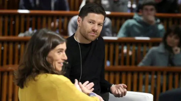 فعلا برای سرمربیگری جوان هستم