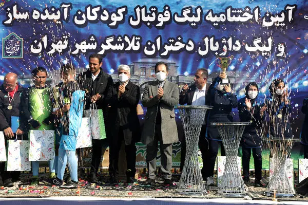 فرهنگ پهلوانی در میان کودکان کار باید ترویج شود