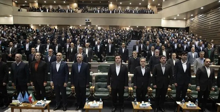 تجلیل از 26 رییس شعبه بانک ملت در گردهمایی روسای موفق شبکه بانکی کشور