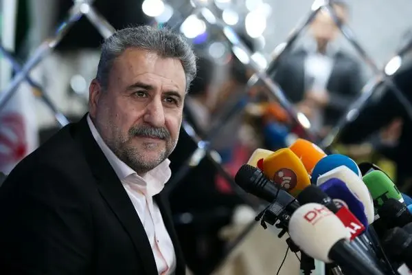 ستون پنجم دشمن از کاهش قیمت ارز ناراحت است