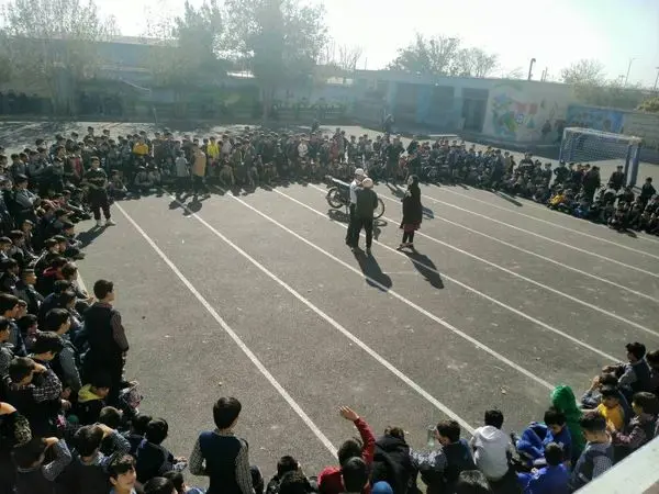 آموزش رفتارهای صحیح و خطرات موتور سواری نا ایمن در 30 مدرسه منطقه 19

