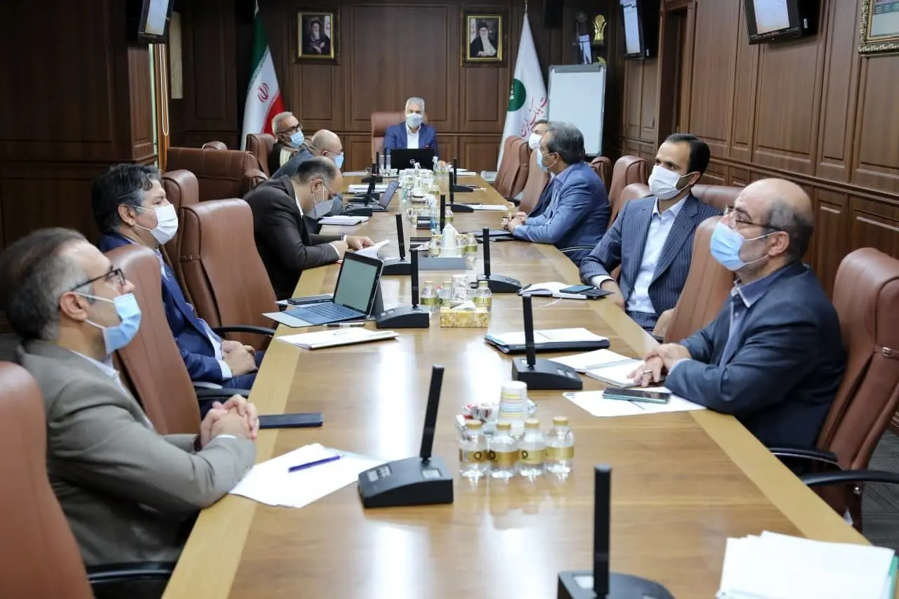 جلسه ارزیابی عملکرد تیرماه با حضور دکتربهزاد شیری مدیرعامل پست بانک ایران برگزار شد

