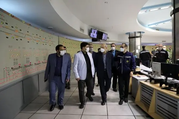 بازدید اعضای شورای اسلامی شهر تهران و معاون حمل و نقل و ترافیک از مرکز فرمان و مرکز واکسیناسیون شرکت بهره برداری مترو
