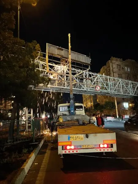 رفع خطرهای ترافیکی در شمال شرق تهران

