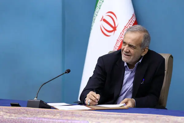 رئیسجمهور: پناه کسانی باشیم که پناهی ندارند