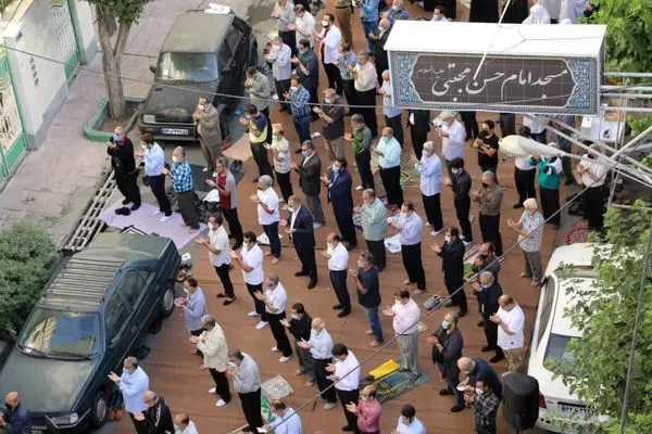 استقبال شهروندان از ویژه برنامه های متفاوت عید بندگی در منطقه۱۳