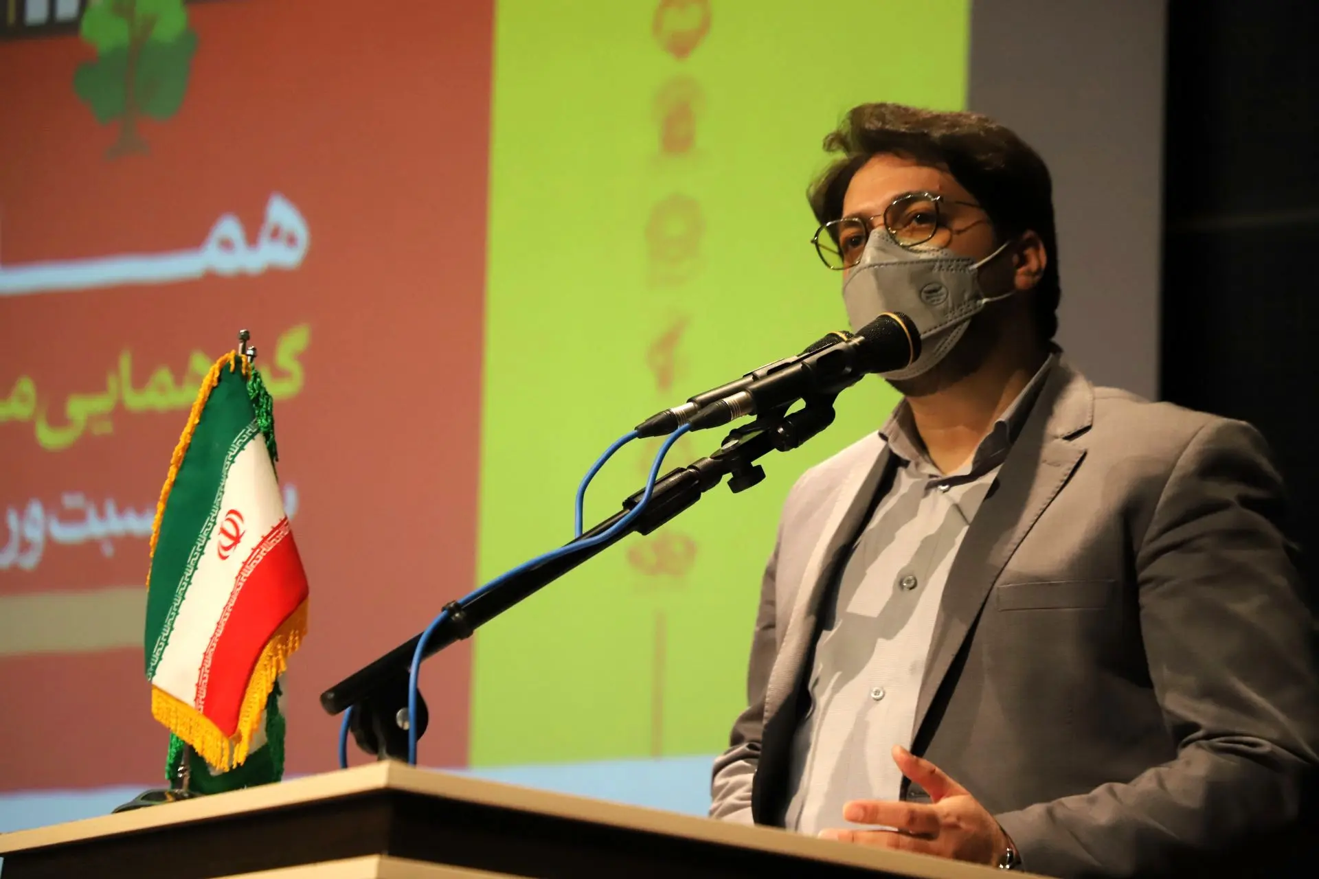 ۱۰۰ مسجد فعال در طرح مسجد محوری