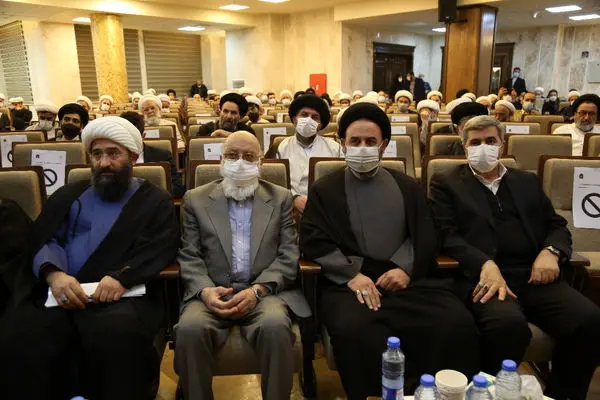 نشست فصلی ائمه جماعات منطقه 12 با مدیران شهری منطقه