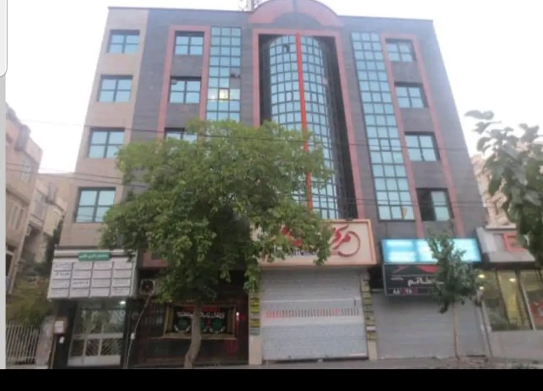 اجرای طرح ساماندهی سیما و منظر شهری  سعادت آباد 