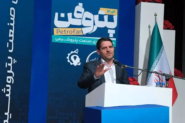 ۹۵ درصد تجهیزات ثابت پتروشیمی بومی‌سازی شد