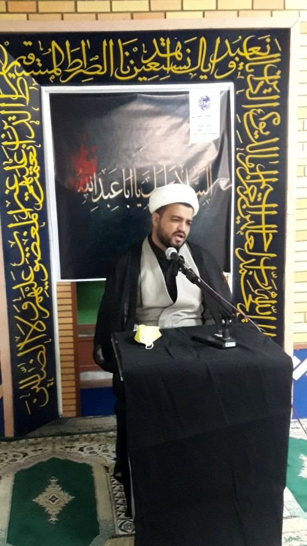 قرائت زیارت عاشورا به صورت لایو در صفحه اینستاگرام مخابرات منطقه مرکزی اجرا شد


